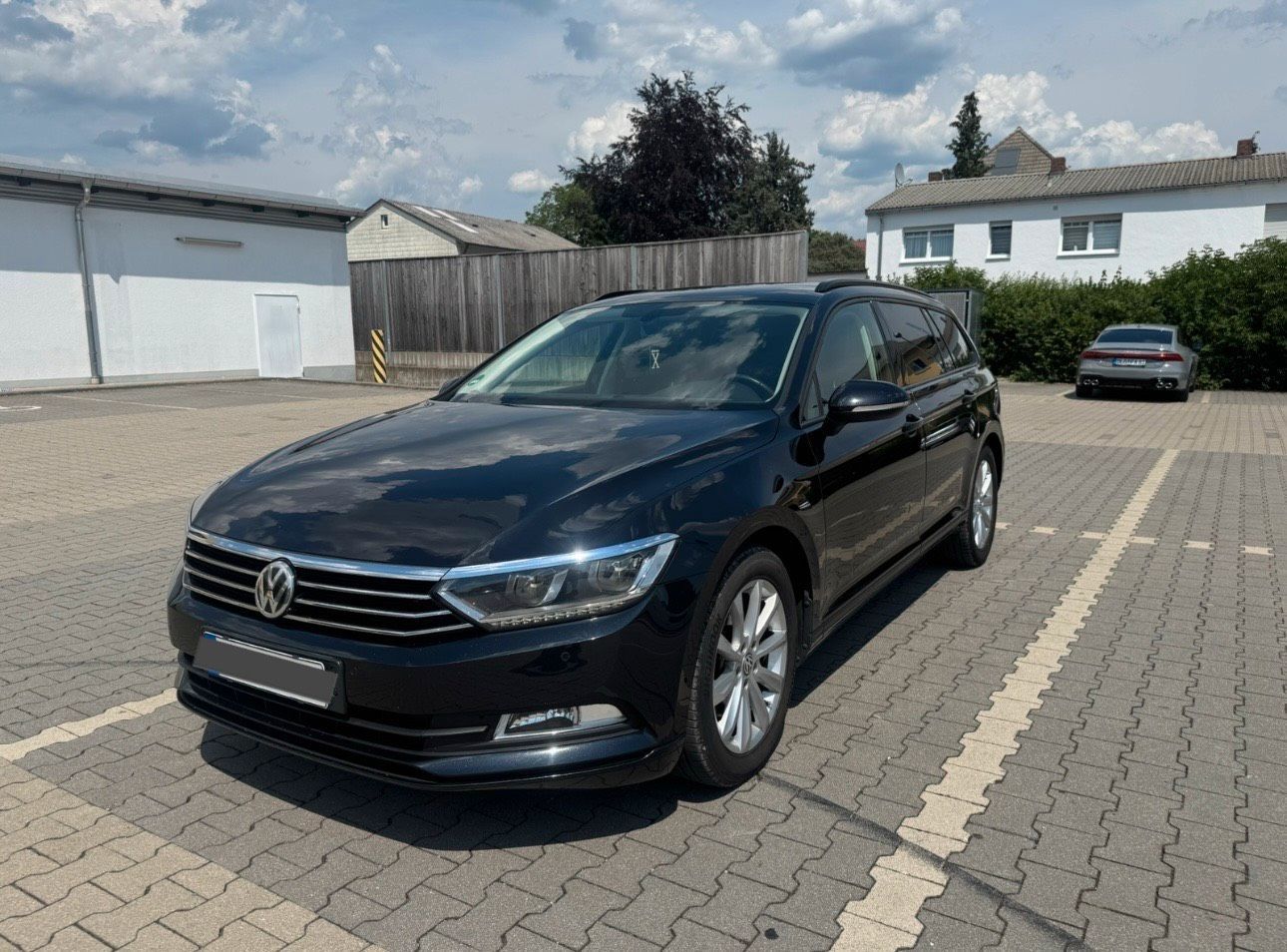 VW Vw Passat B8 2,0TDI / Tüv 05/28
