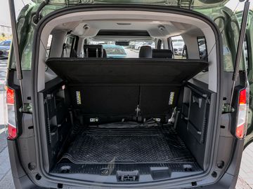Ford Tourneo Courier BEV Active Fahrerassistenz-Paket