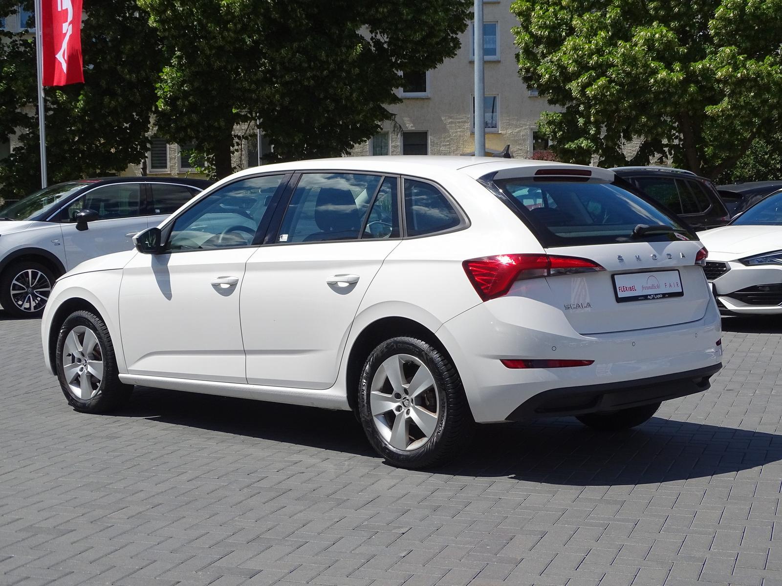 Skoda Scala 1.0 TSI LED Sitzheizung Klima PDC