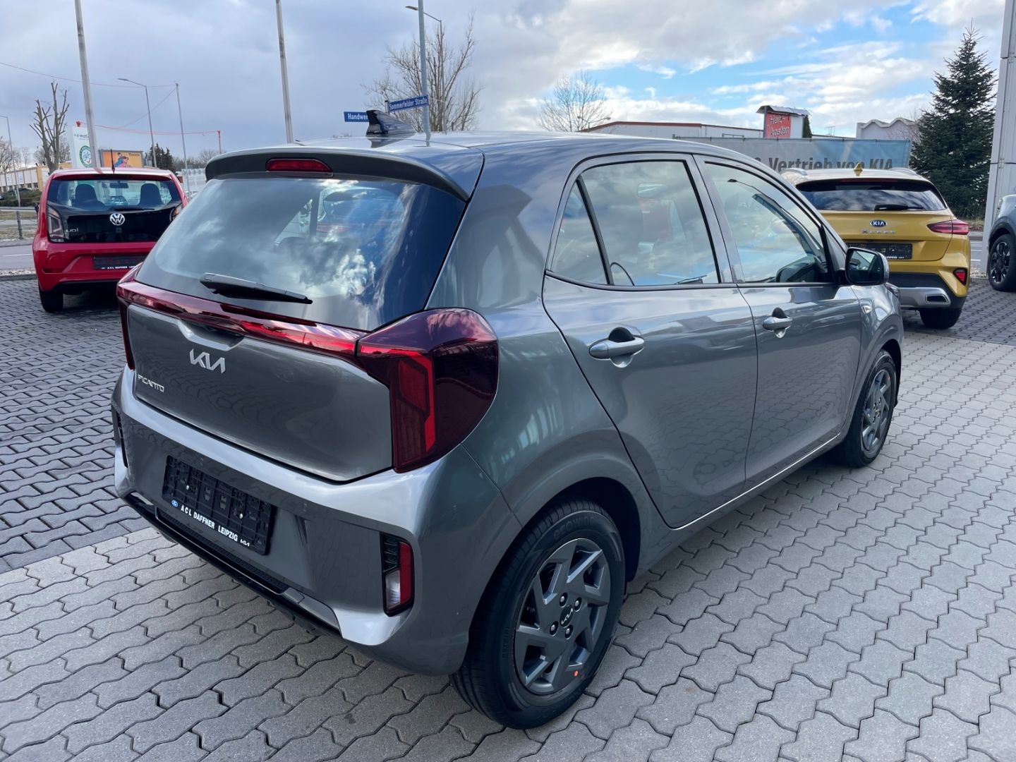 Fahrzeugabbildung Kia Picanto Vision 1.0 DAB Navi Kamera PDC