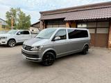 Volkswagen T6*LANG*8SITZER*CAVAELLE*STANDHEIZUNG* AHK*NAVI* - : Kleinbus, 8 Sitzer