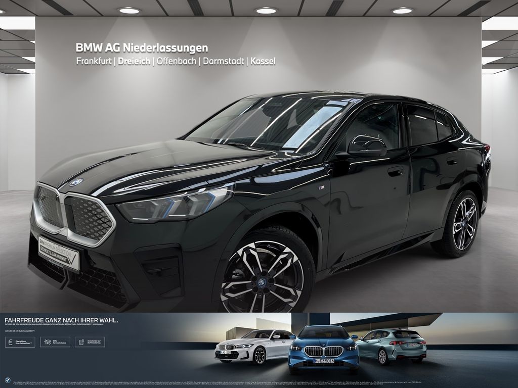 BMW iX2 xDrive30 M Sport AHK Driv.Assist.Prof LED