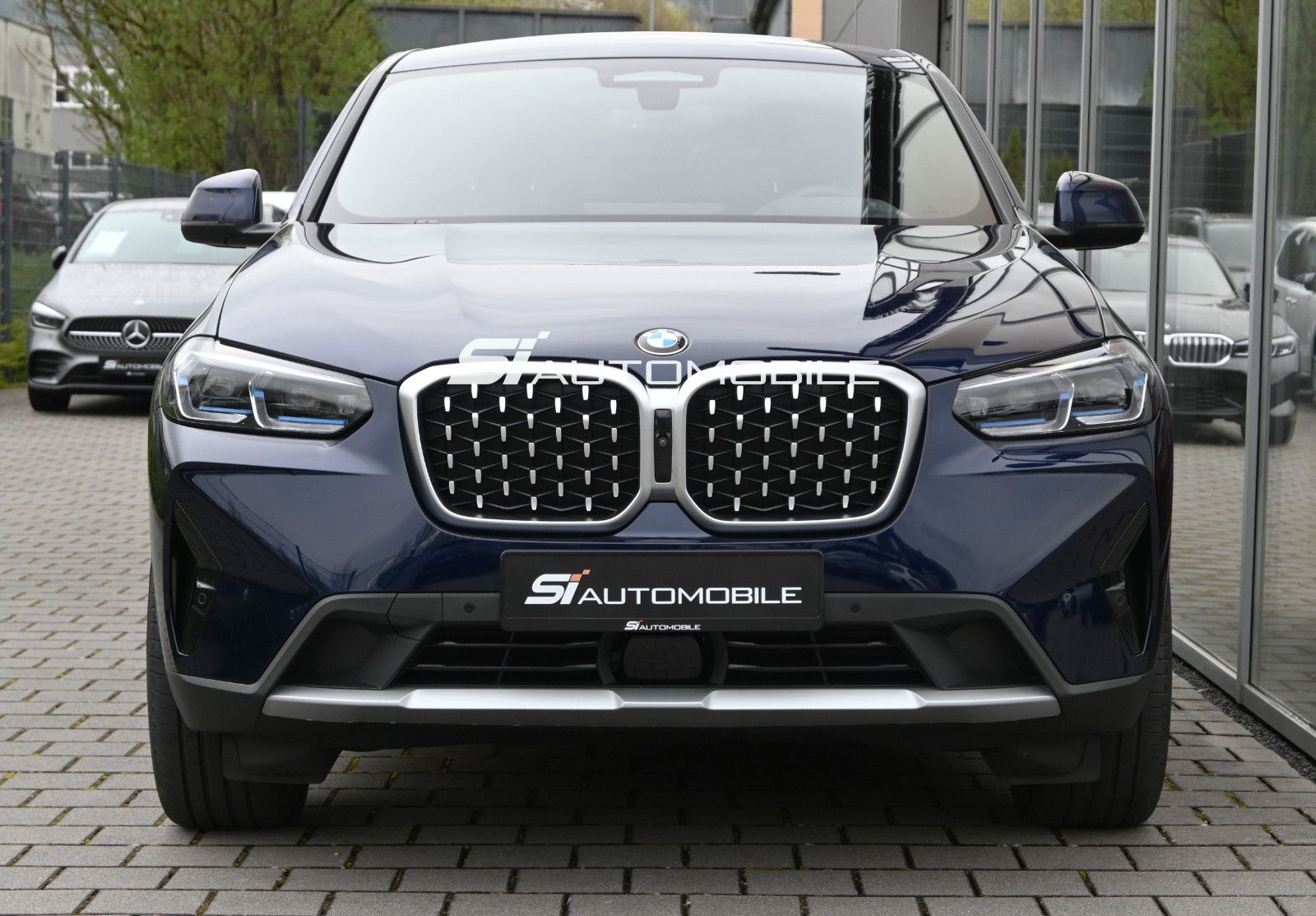Fahrzeugabbildung BMW X4 xDr30d °UVP 92.400€°ACC°AHK°STHZG°INDIVIDUAL°