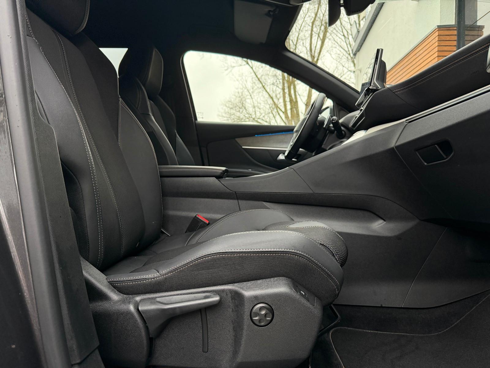 Peugeot 3008 GT/CAM/ACC/SHZ/LED/Sitz+Memory