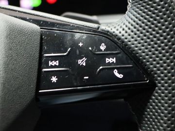 Fahrzeugverkauf 14 Audi A5 Avant TDI 150 kW S-Line Black Matrix Display