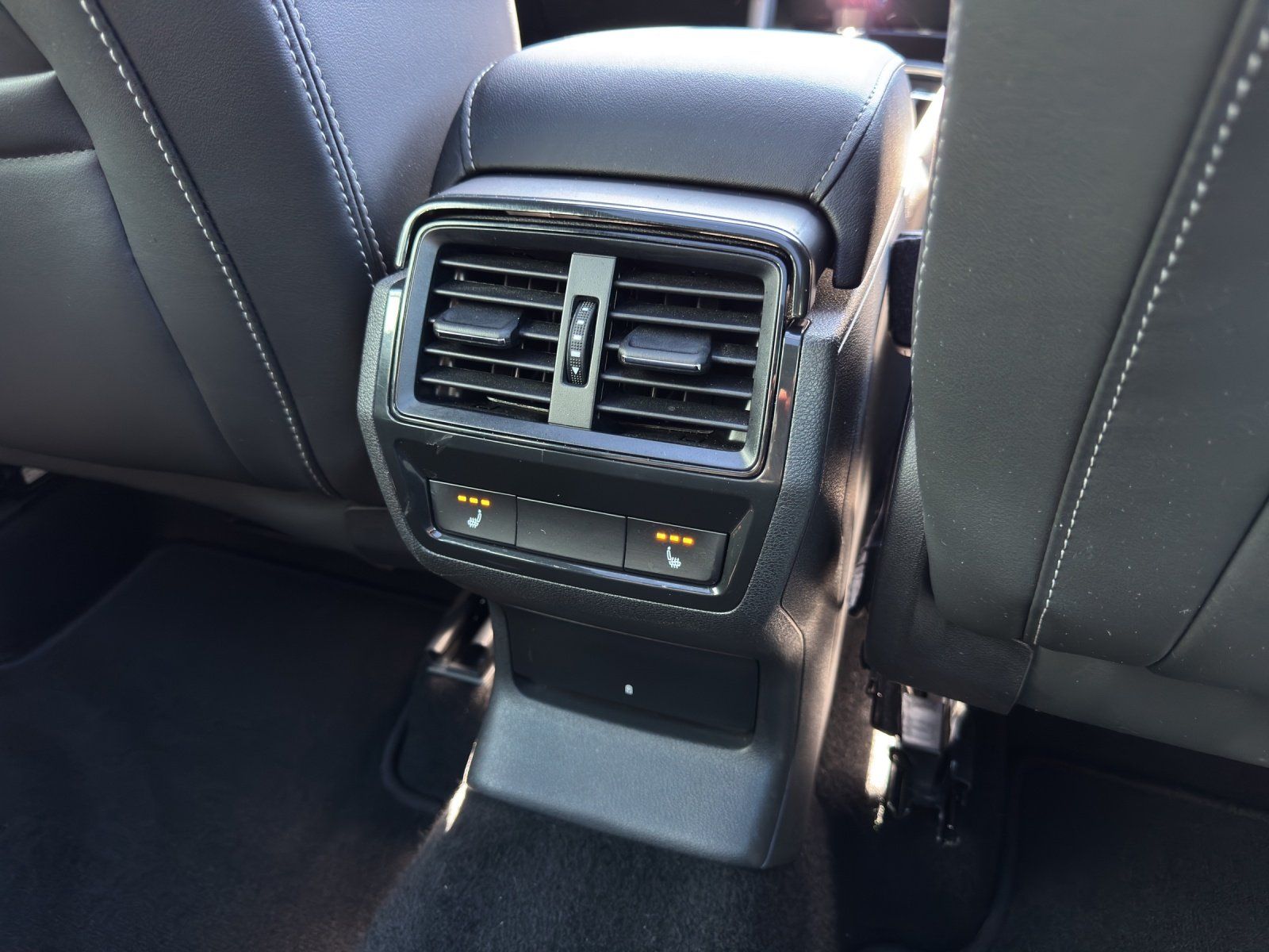 Fahrzeugabbildung SKODA Kodiaq 2.0 TSI Sportline 4x4/AHK/PANO/360°CAM/
