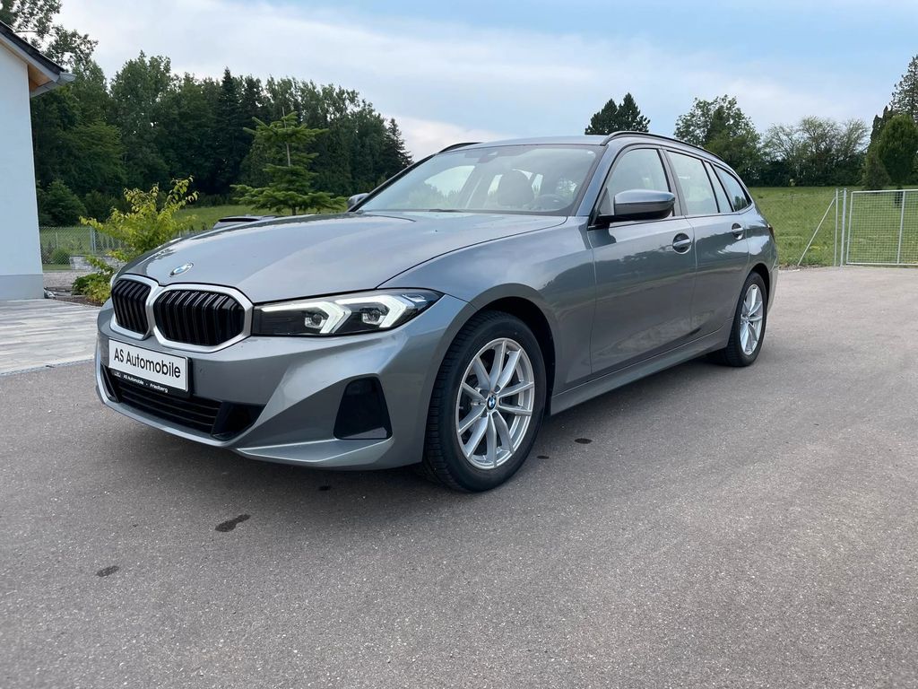 Image of BMW 320