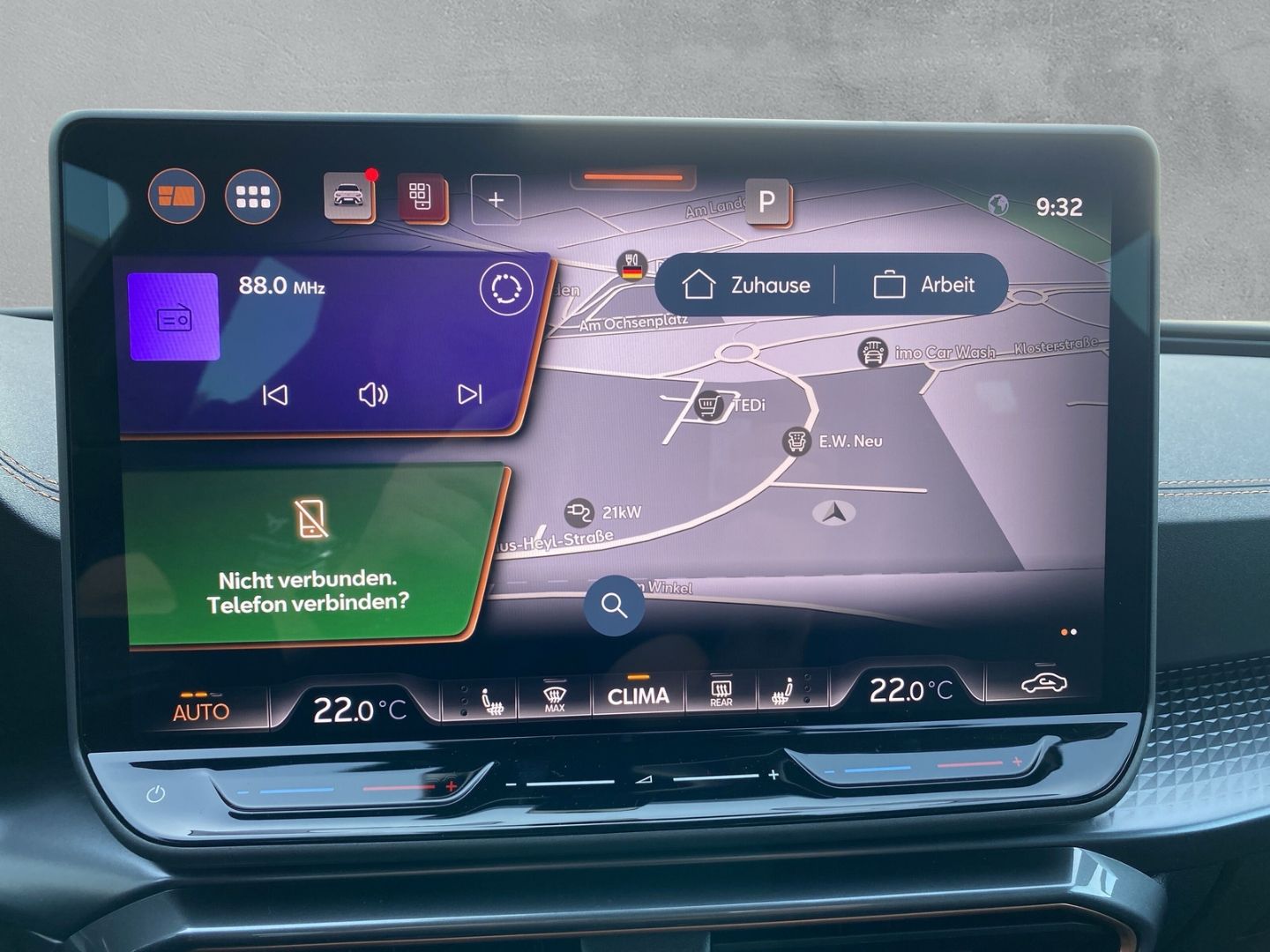 Fahrzeugabbildung CUPRA Leon Sportstourer 4Drive VZ*NAVI*MATRIX-LED*SHZ*