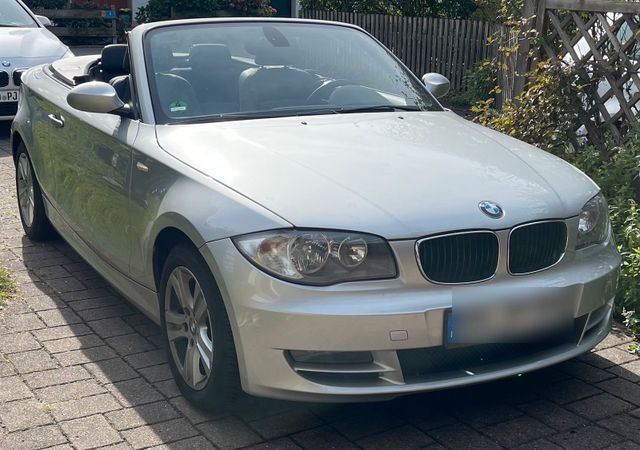 BMW Cabrio mit Anhängerkupplung