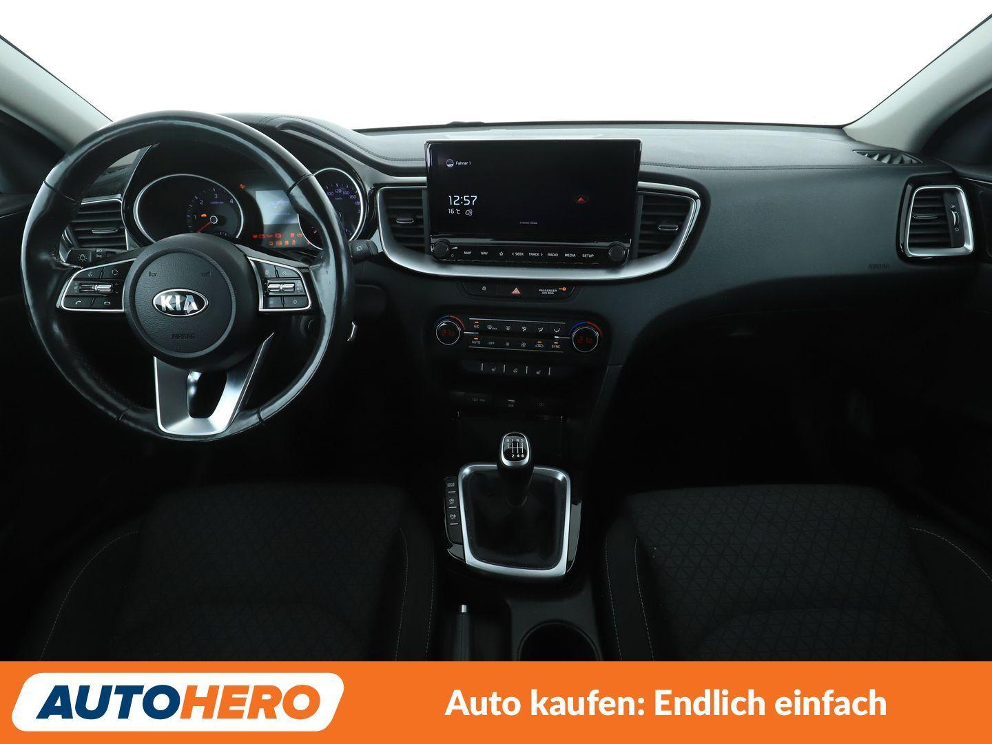 Kia cee'd 1.6 CRDi Mild-Hybrid Vision*NAVI*TEMPO*CAM