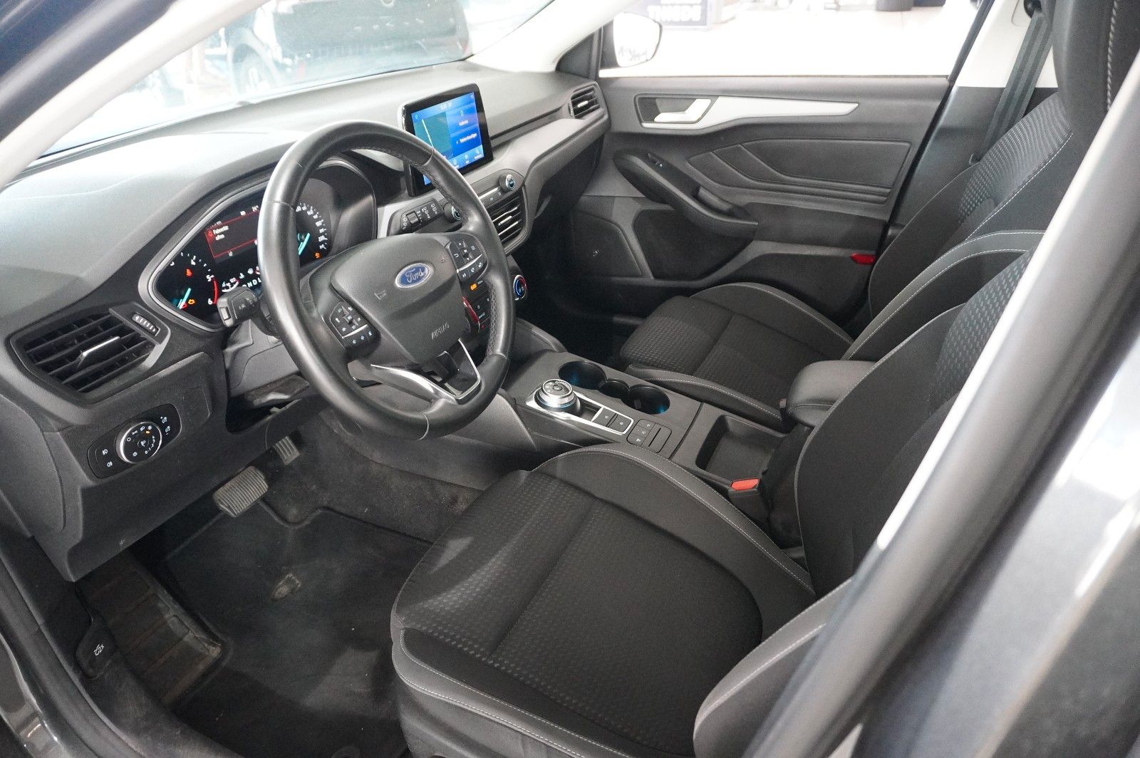 Fahrzeugabbildung Ford Focus Turnier 1.5D COOL & CONN. NAVI/LED/KAMERA