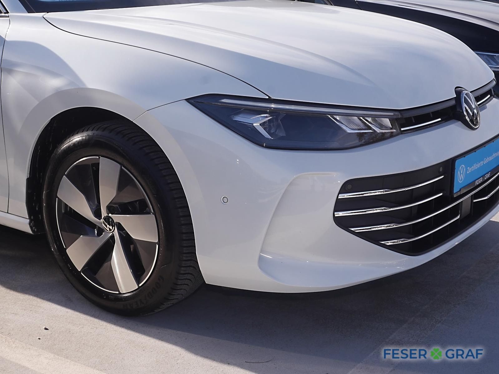 Volkswagen Passat - Bild 13