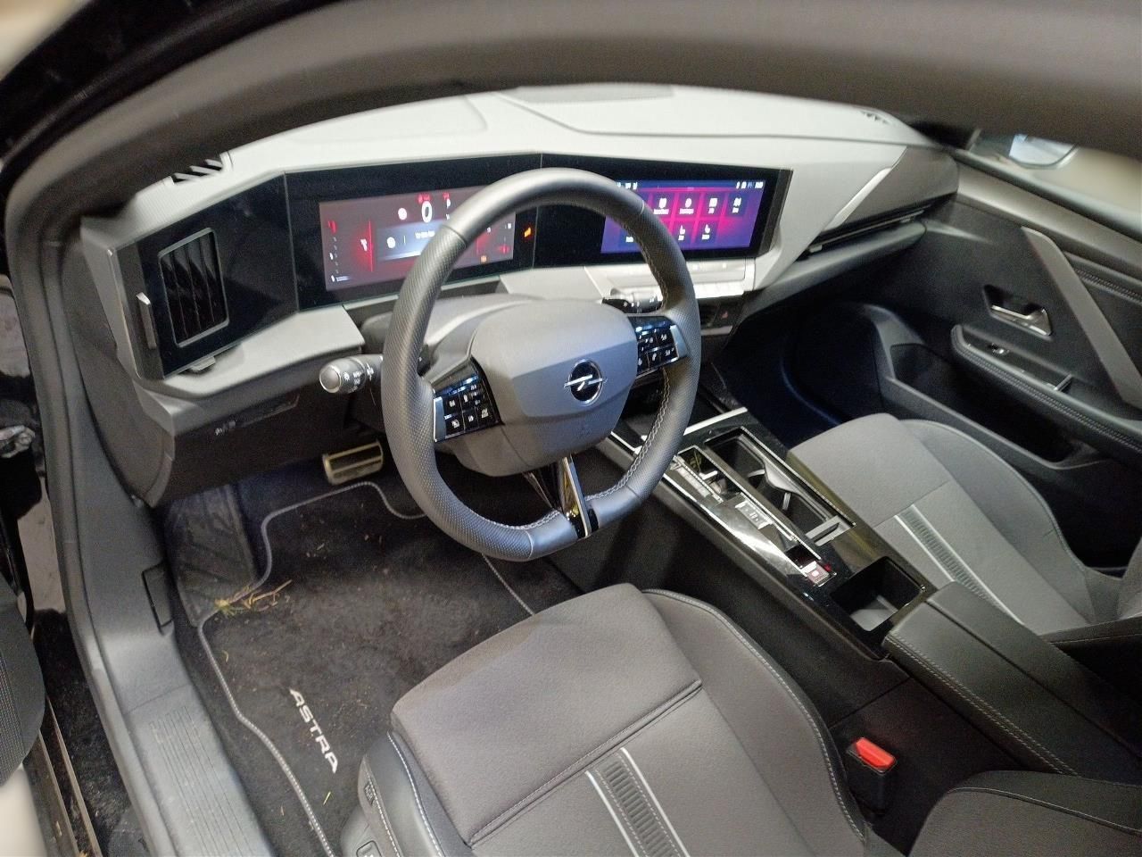 Fahrzeugabbildung Opel Astra ST 1.2T GS 130PS - 360Grad, Sitz+Lenkradhz