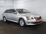 Skoda Superb Combi 2.0 TSI Style DSG ACC/Nav/Xenon/RFK - Skoda Superb in Berlin