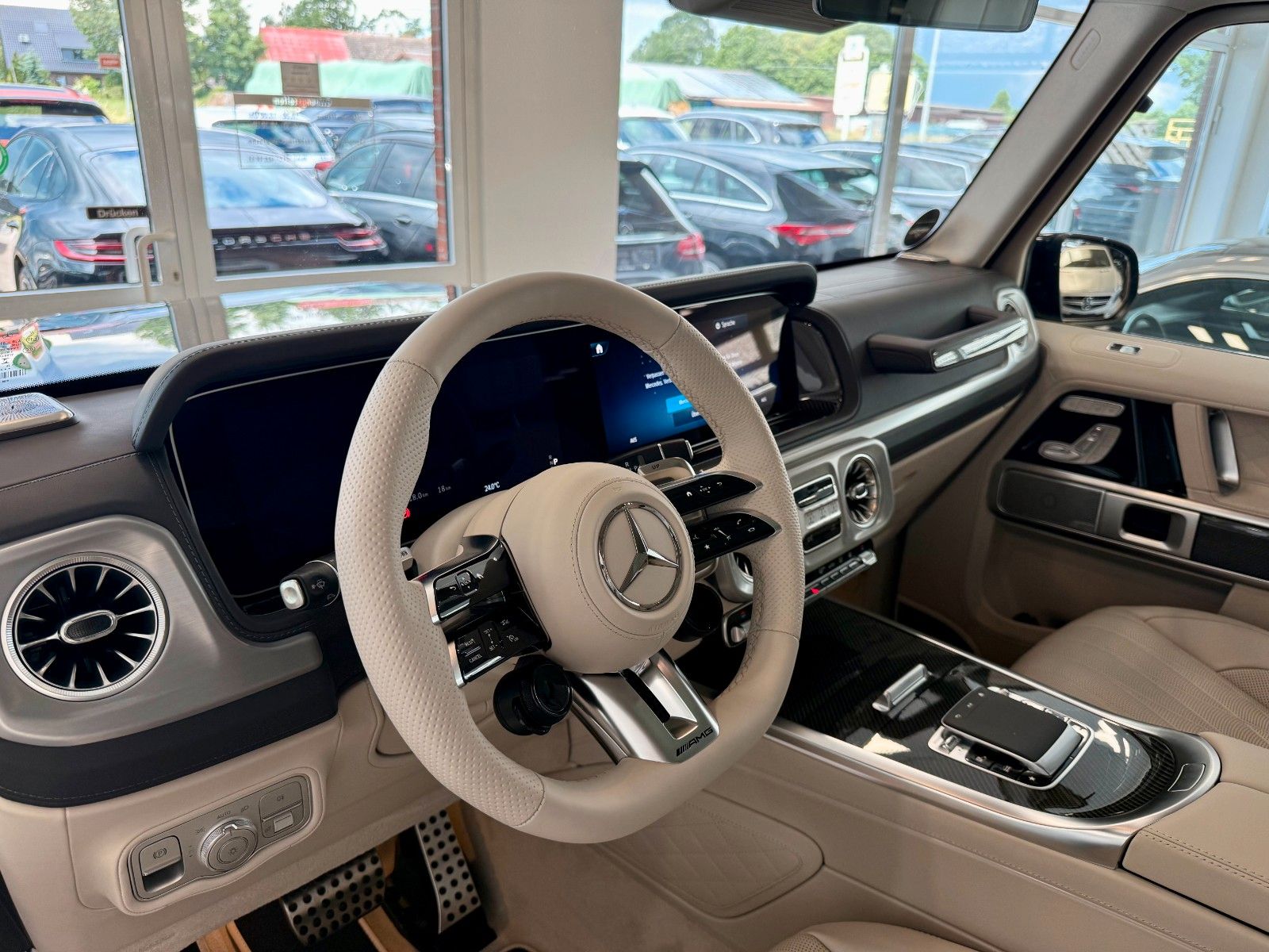 Fahrzeugabbildung Mercedes-Benz G 63 AMG Superior/A22/MY26/Performance/FOND