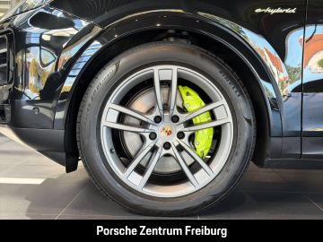 Porsche Cayenne - 9