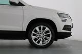 Skoda KAROQ STYLE 1.5TSI DSG DIGITAL TACHO+NAVIGATION - mit Benzin-Antrieb: Standheizung, Geländewagen