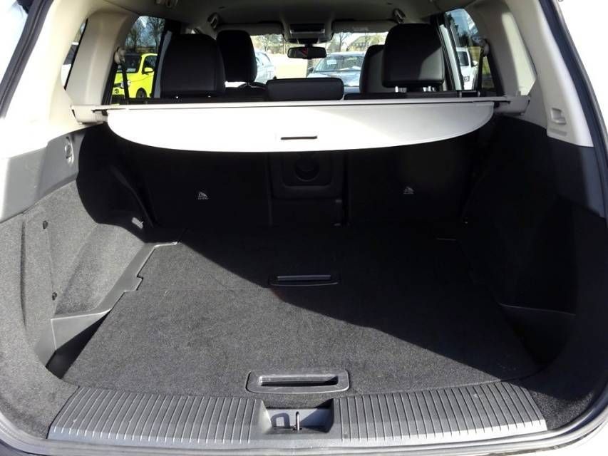 Fahrzeugabbildung Nissan X-Trail 1.5 VC-T MHEV Automatik  N-Connecta