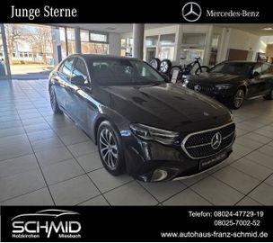 Mercedes E 220 - 1