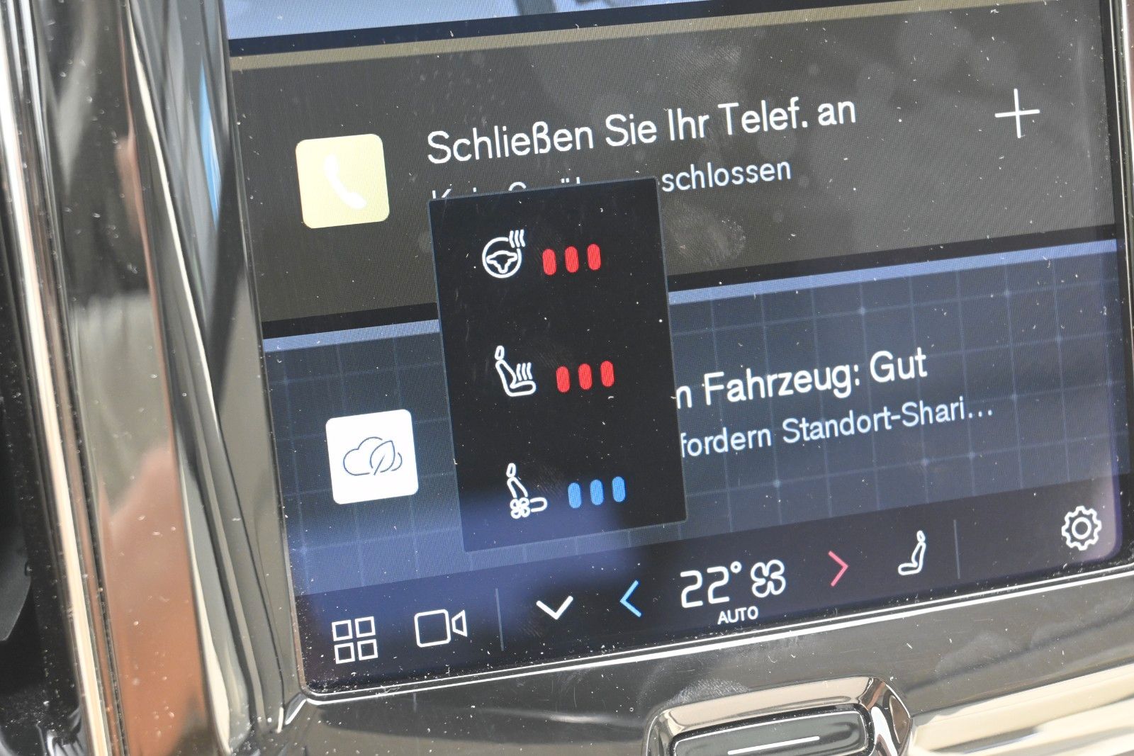 Fahrzeugabbildung Volvo XC60 B5D AWD Ultimate Dark*LED*PANO*STHZ*H&K*360