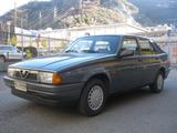 Alfa Romeo 75 1.6 ASI - graue Alfa Romeo 75