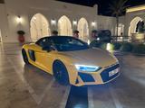 Audi R8 5.2 FSI plus S tronic quattro Spyder - - Audi R8 mit Schiebedach
