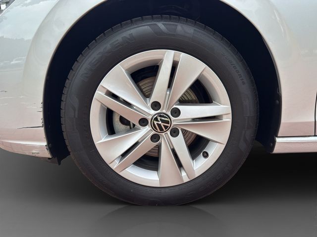 Golf VIII 1.5 eTSI Life DSG SHZ NAVI AHK ACC LED