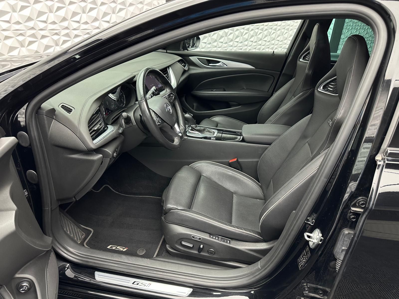 Fahrzeugabbildung Opel INSIGNIA 2.0 GSI 4x4 OPC/BOSE/PANO/AHK/RCAM/HUD