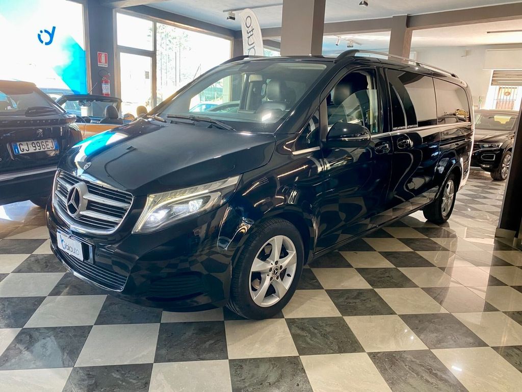 Image of Mercedes-Benz V 220
