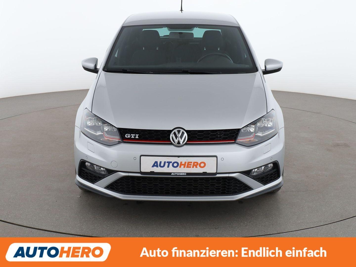 Volkswagen Polo 1.8 TSI GTI BMT Aut.*NAVI*LED*CAM*PDC*SHZ*