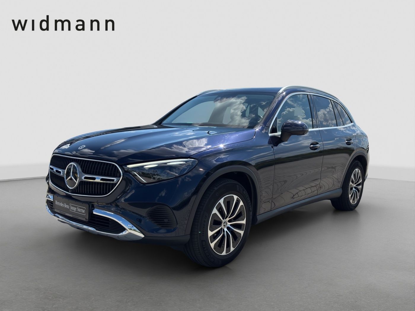 MERCEDES-BENZ GLC 220 d 4M Avantgarde*AHK*Digi-Light*Distronic