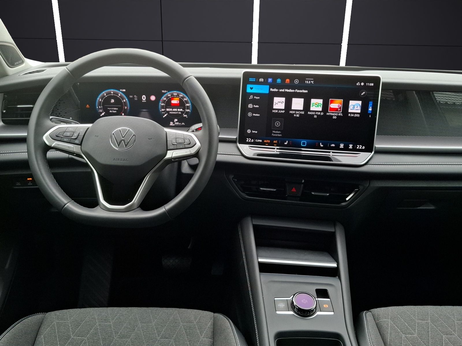Fahrzeugabbildung Volkswagen Tayron eTSI Life DSG LED AHK Navi AID ACC RFK Ha
