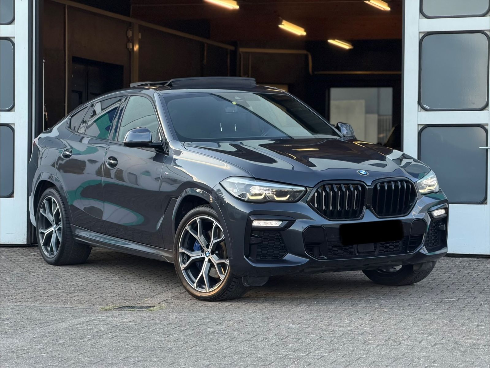 BMW BMW X6 3.0d V6 X-Drive M-Paket Panorama shadowline