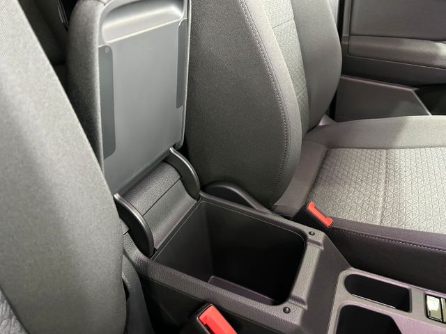 Ford Grand Tourneo Connect PHEV Titanium