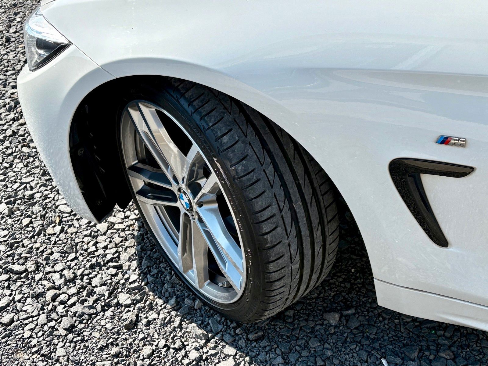 Fahrzeugabbildung BMW 420d GC Aut. M SPORTPAKET Navi LED HUD Alarm Kam
