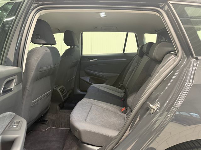 Golf VIII Variant Life 2.0 TDI DSG SHZ APP
