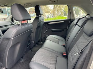 Fahrzeugabbildung Mercedes-Benz B 200 SportsTourer*Bi-Xenon*PDC*1Hand*Scheckheft