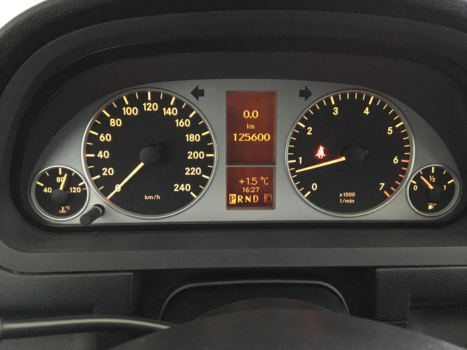 Mercedes-Benz A 180 Avantgarde Autom/Klima/Temp/2x PDC/Sitzh