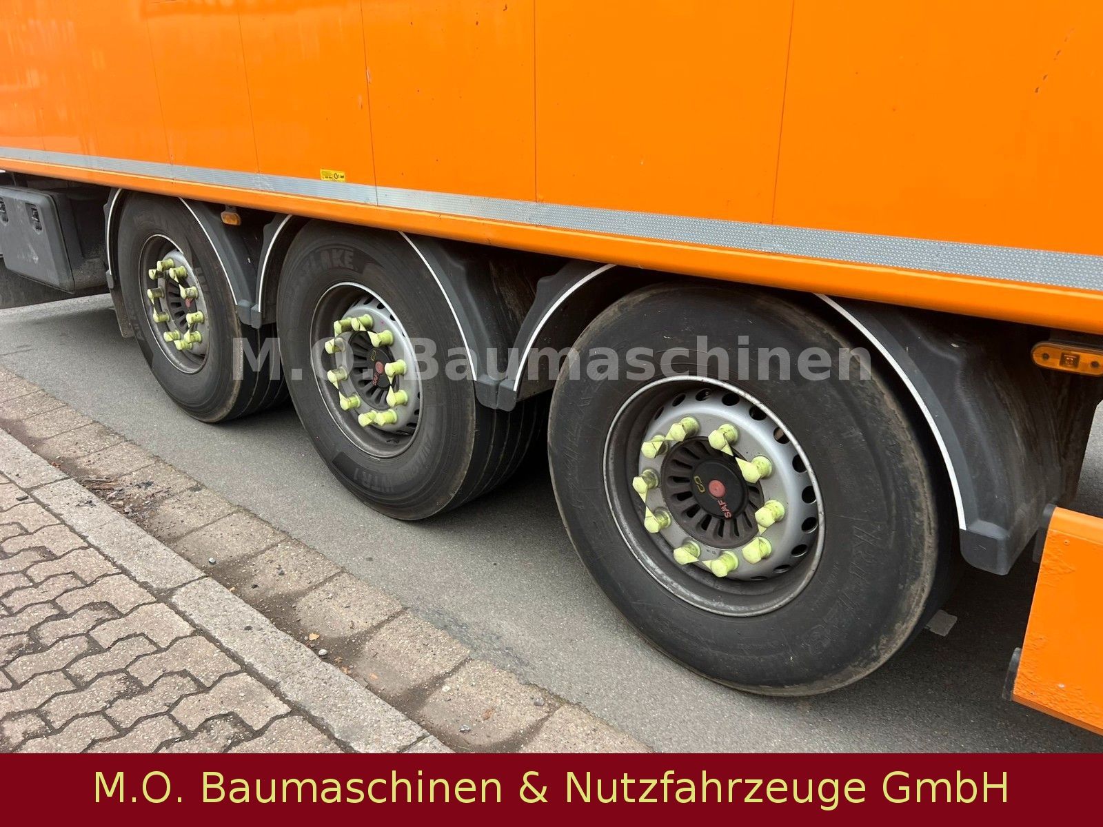 Fahrzeugabbildung Stas S300 ZX / 3 achser / Luft / Walkingfloor / Plane