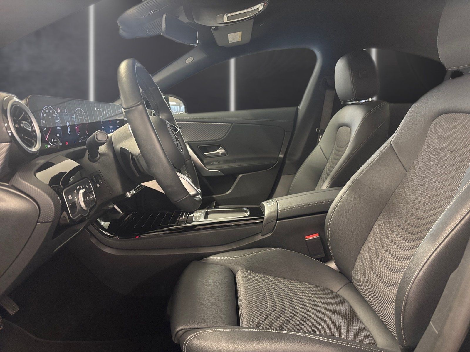 Fahrzeugabbildung Mercedes-Benz CLA 180 Progressive*LED*Kamera*MBUX*SHZ*Spurhalt