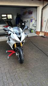 Triumph Daytona 675 R  - TRIUMPH SPORTLER