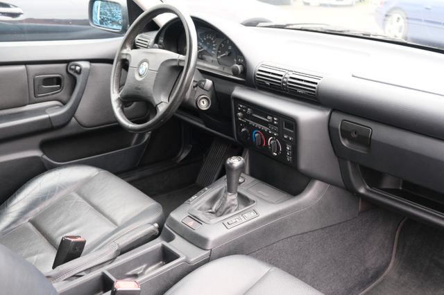 Fahrzeugabbildung BMW 316i Compact/1.Hd/BMW SH/Leder+Klima+SHZ