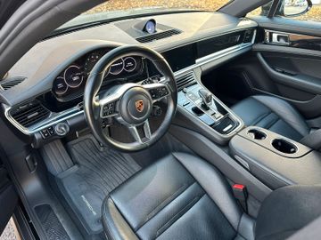 Porsche Panamera - 7