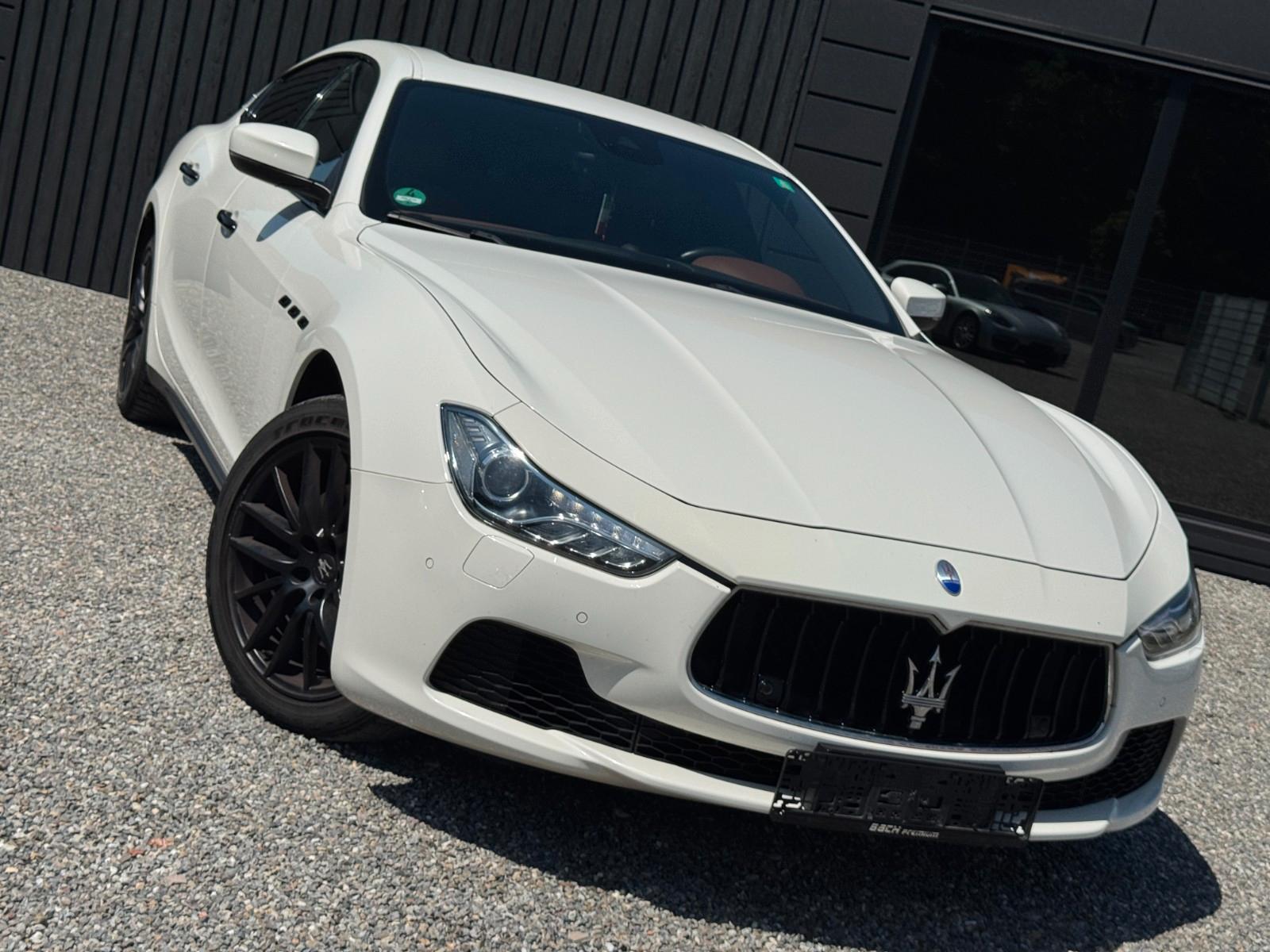 Maserati Ghibli 3.0 V6 GranSport Diesel*Xenon,Leder*19"Al