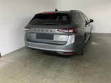 Skoda Superb Combi Sportline 2.0 TDI DSG AHK+NAVI+MATR - Skoda Superb: Sport