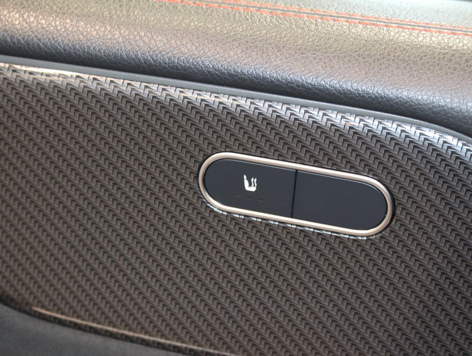 Fahrzeugabbildung Mercedes-Benz GLB 220 d 4Matic AMG Line 1.Hand*MWST*AHK