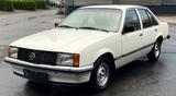 Opel Rekord - Opel Rekord mit Benzin-Antrieb: Automatik