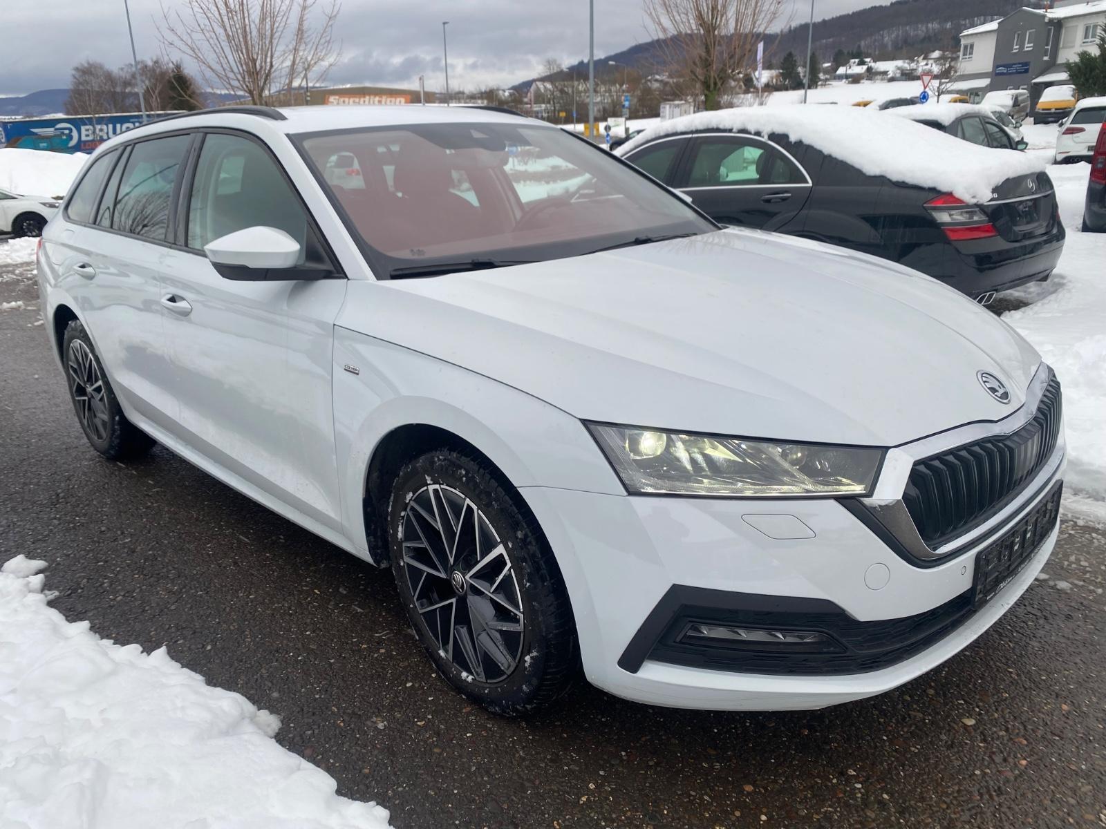 Skoda Octavia Combi Clever ACC Spur 4 SHZ AHK KEYLEES