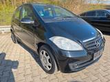 Mercedes-Benz A 170 Automatik klima Benziner TÜV bis 10/27 - Mercedes-Benz A 170 in Düsseldorf