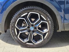 Fahrzeugabbildung Kadjar Crossboarder-S 1.2 TCe 130 BOSE Kamera Le